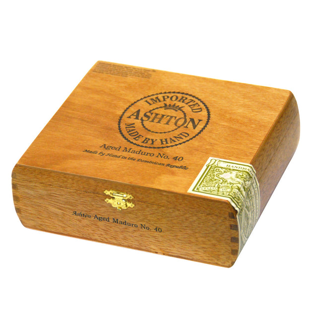 Ashton Aged Maduro No. 40 Cigars Box of 25 1