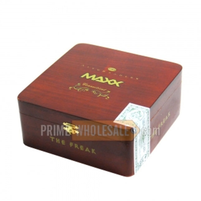 Alec Bradley MAXX Connecticut The Freak Cigars Box of 20